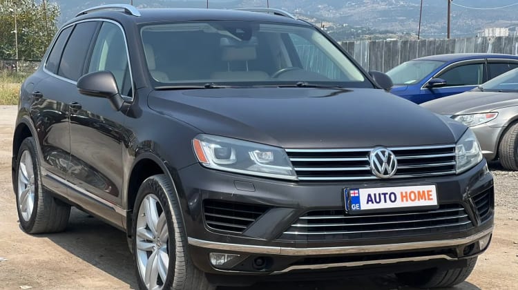 Volkswagen Touareg preview