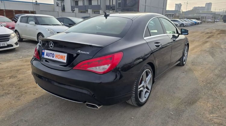 Mercedes-Benz CLA 250