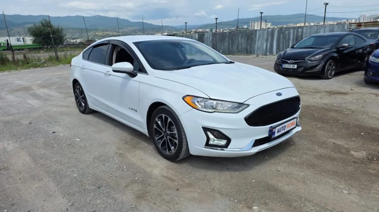 Ford Fusion preview