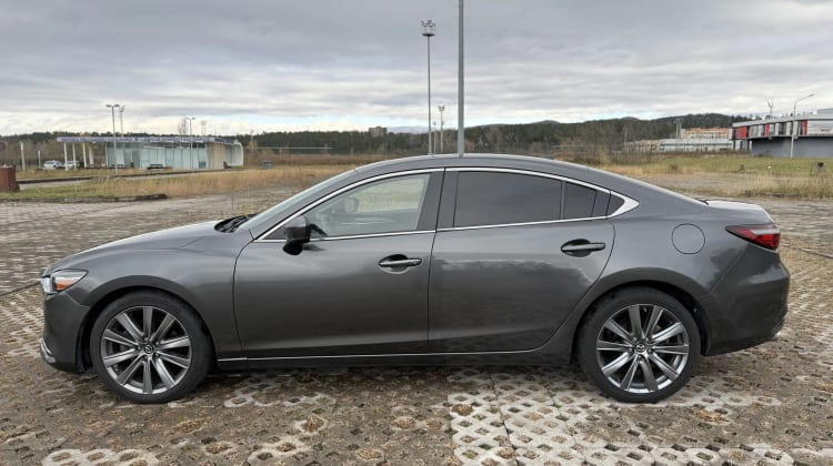 Mazda 6