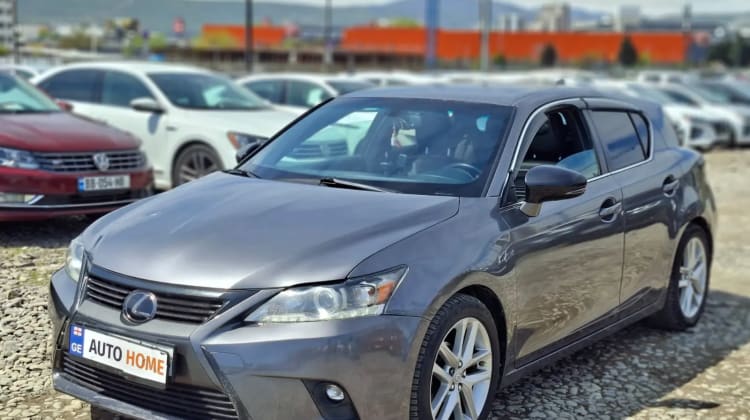 Lexus CT 200h