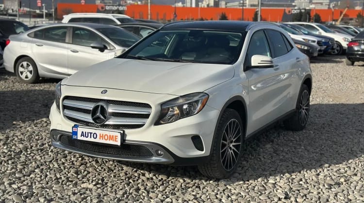 Mercedes-Benz GLA 250