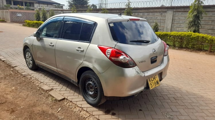 Nissan Tiida