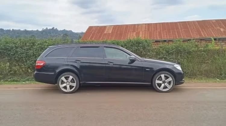 Mercedes-Benz E 250