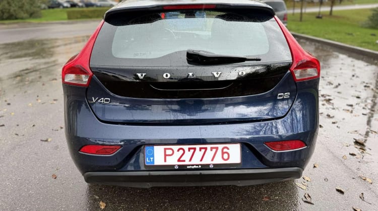 Volvo V40
