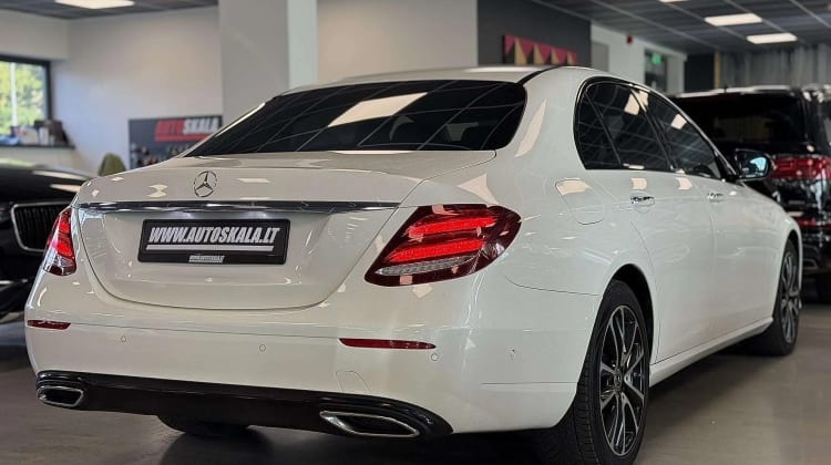 Mercedes-Benz E 400