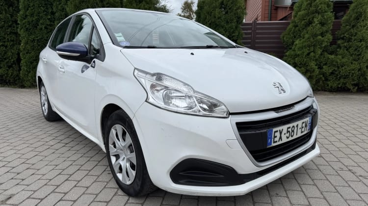 Peugeot 208