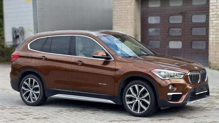 BMW X1