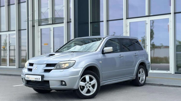 Mitsubishi Outlander preview
