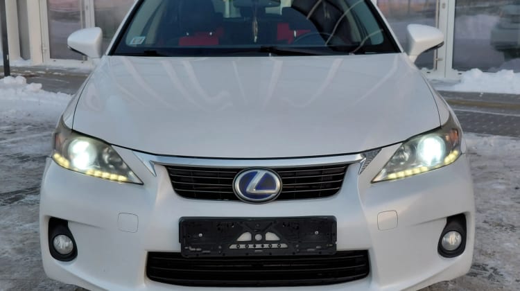 Lexus CT 200h