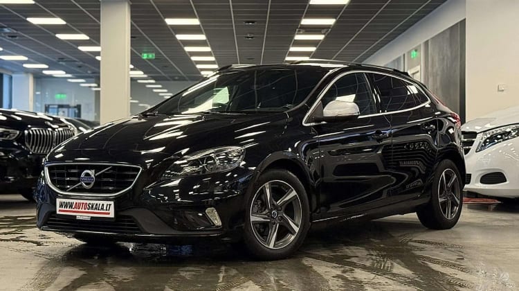Volvo V40