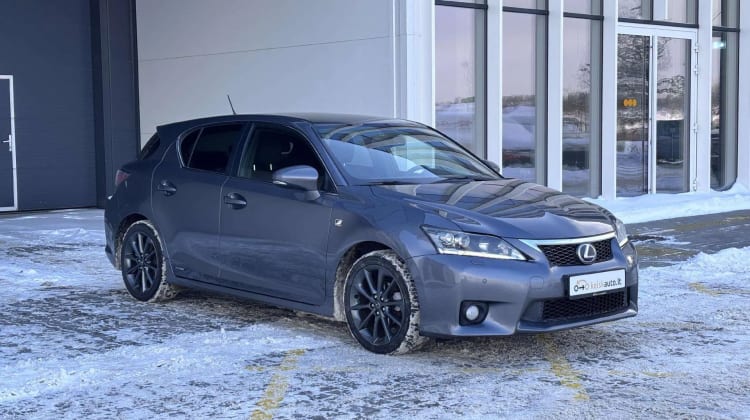 Lexus CT 200h
