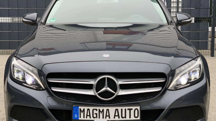 Mercedes-Benz C 220