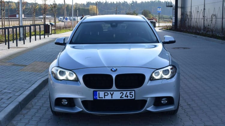BMW 525