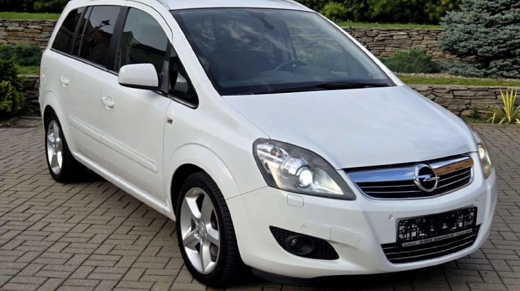 Opel Zafira preview