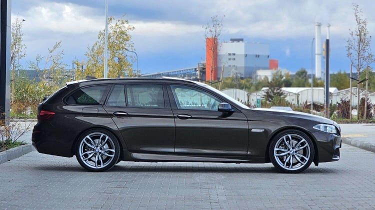 BMW 530