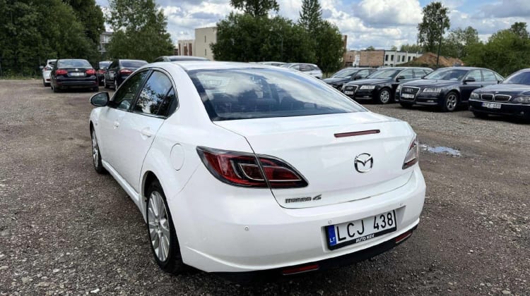 Mazda 6