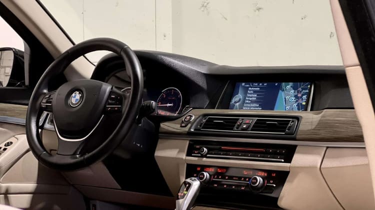 BMW 520