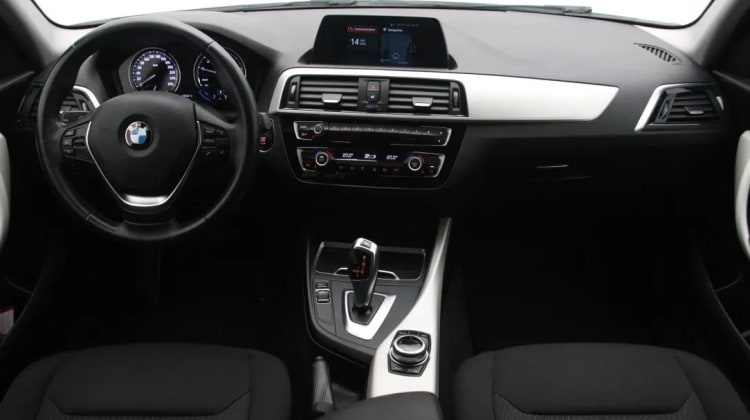 BMW 118