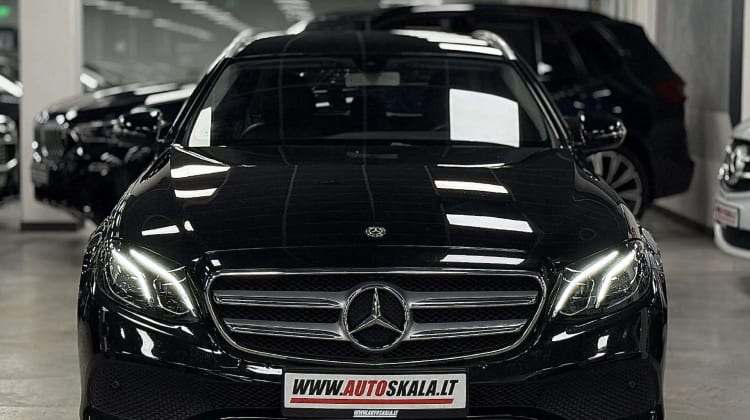 Mercedes-Benz E 220