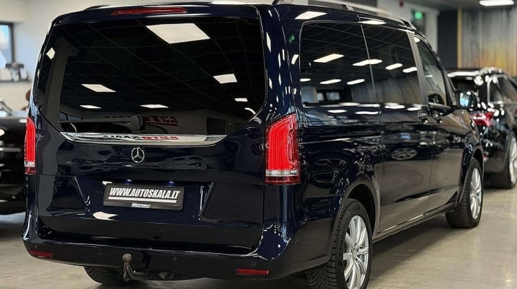 Mercedes-Benz V 250
