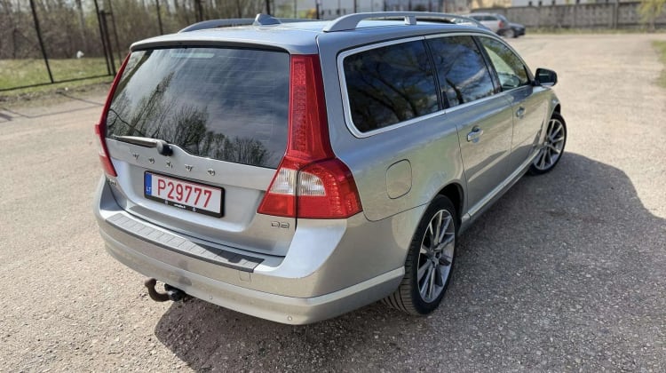 Volvo V70