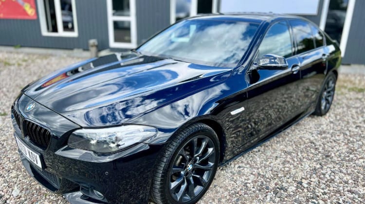 BMW 528