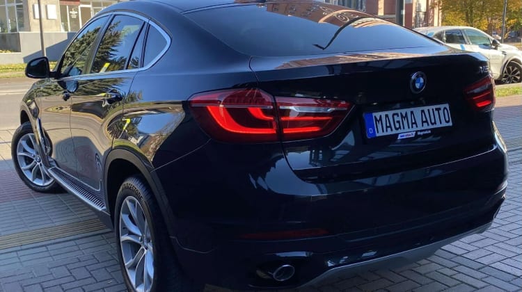 BMW X6