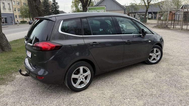 Opel Zafira