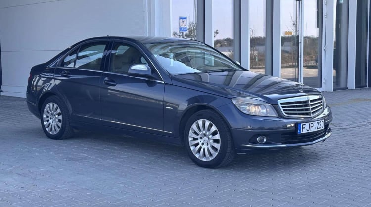 Mercedes-Benz C 220