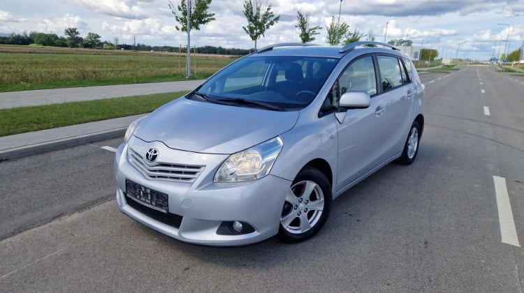 Toyota Verso preview