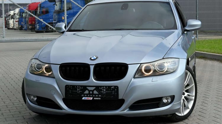 BMW 320