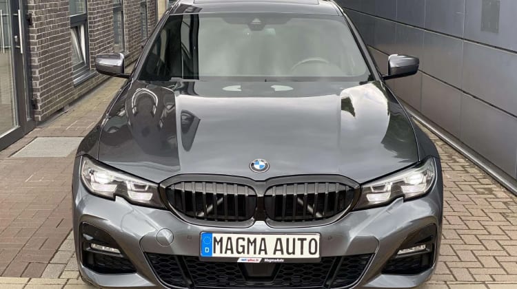BMW 330