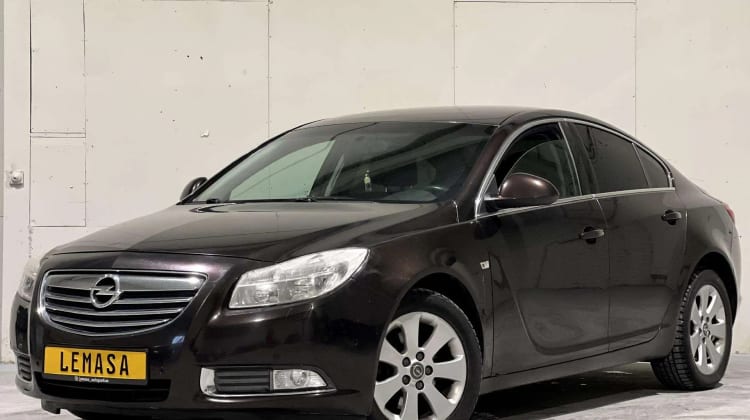 Opel Insignia preview