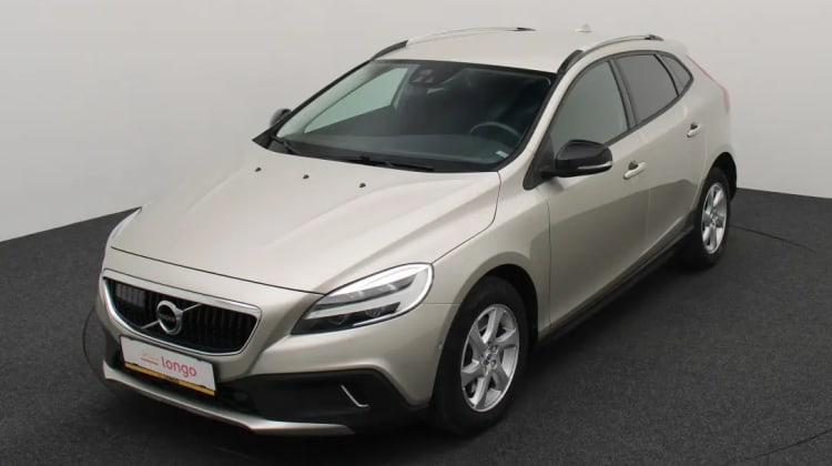 Volvo V40 Cross Country preview