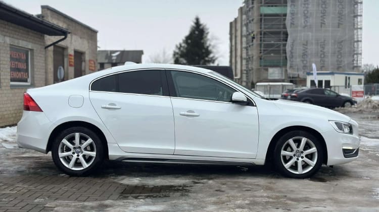 Volvo S60