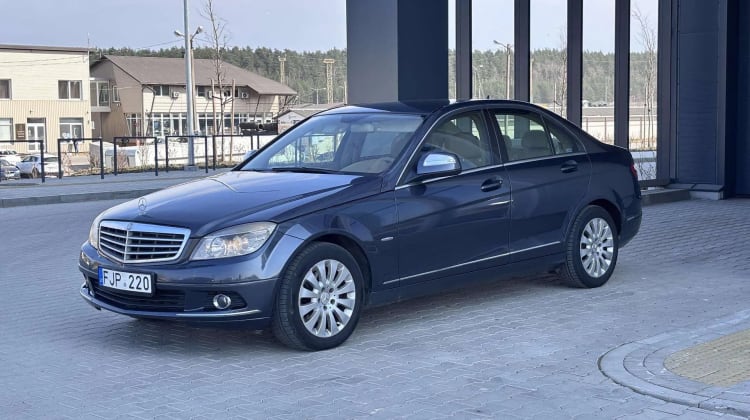 Mercedes-Benz C 220