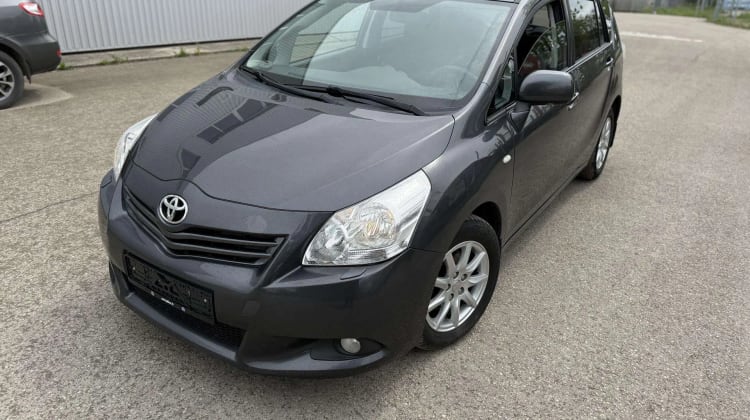 Toyota Verso