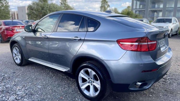 BMW X6