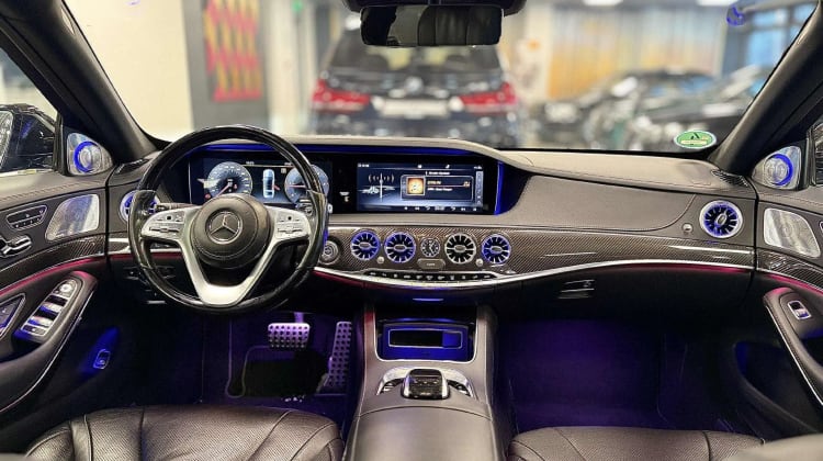 Mercedes-Benz S 400