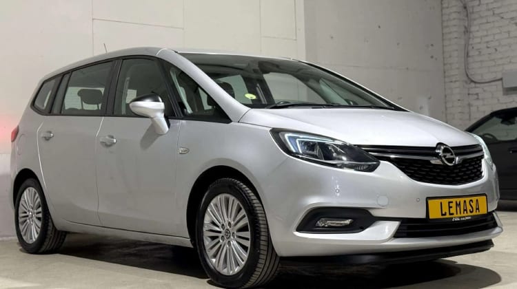 Opel Zafira Tourer preview
