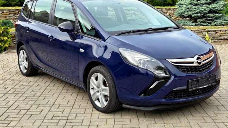 Opel Zafira preview