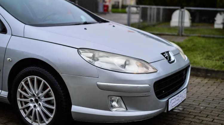 Peugeot 407