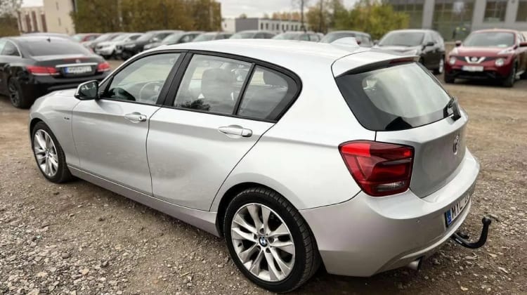 BMW 118
