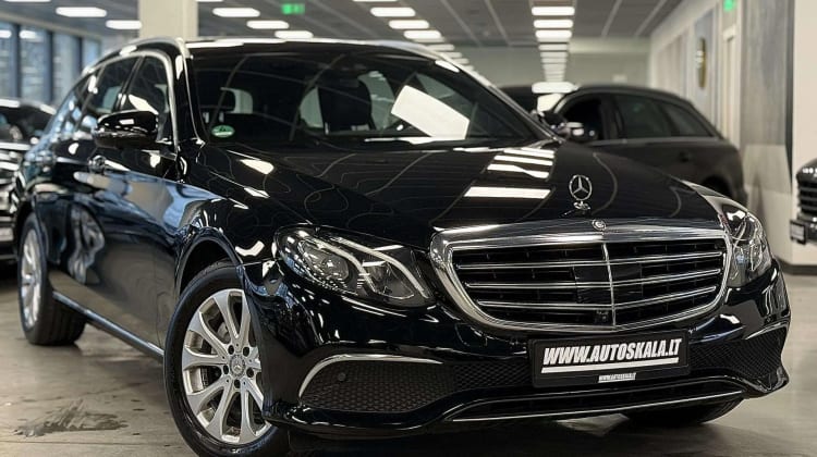 Mercedes-Benz E 220