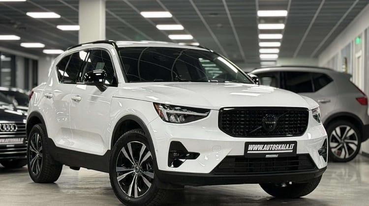 Volvo XC40