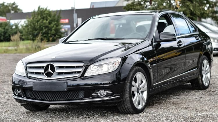 Mercedes-Benz C 220 preview