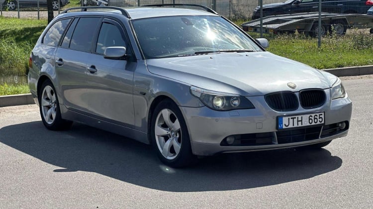 BMW 525