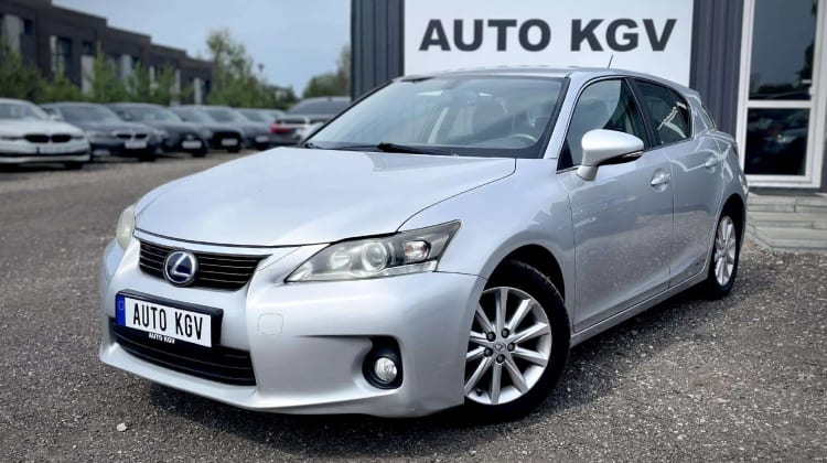 Lexus CT 200h preview