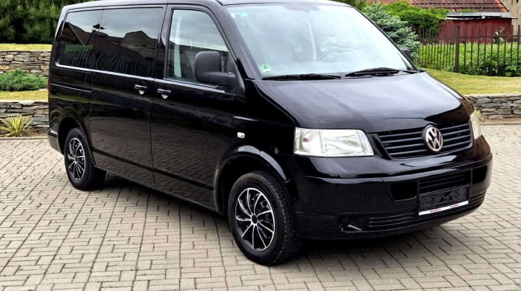 Volkswagen Multivan preview